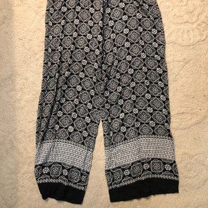 Daniel Rainn Black & White Pattern Wide Leg Pants